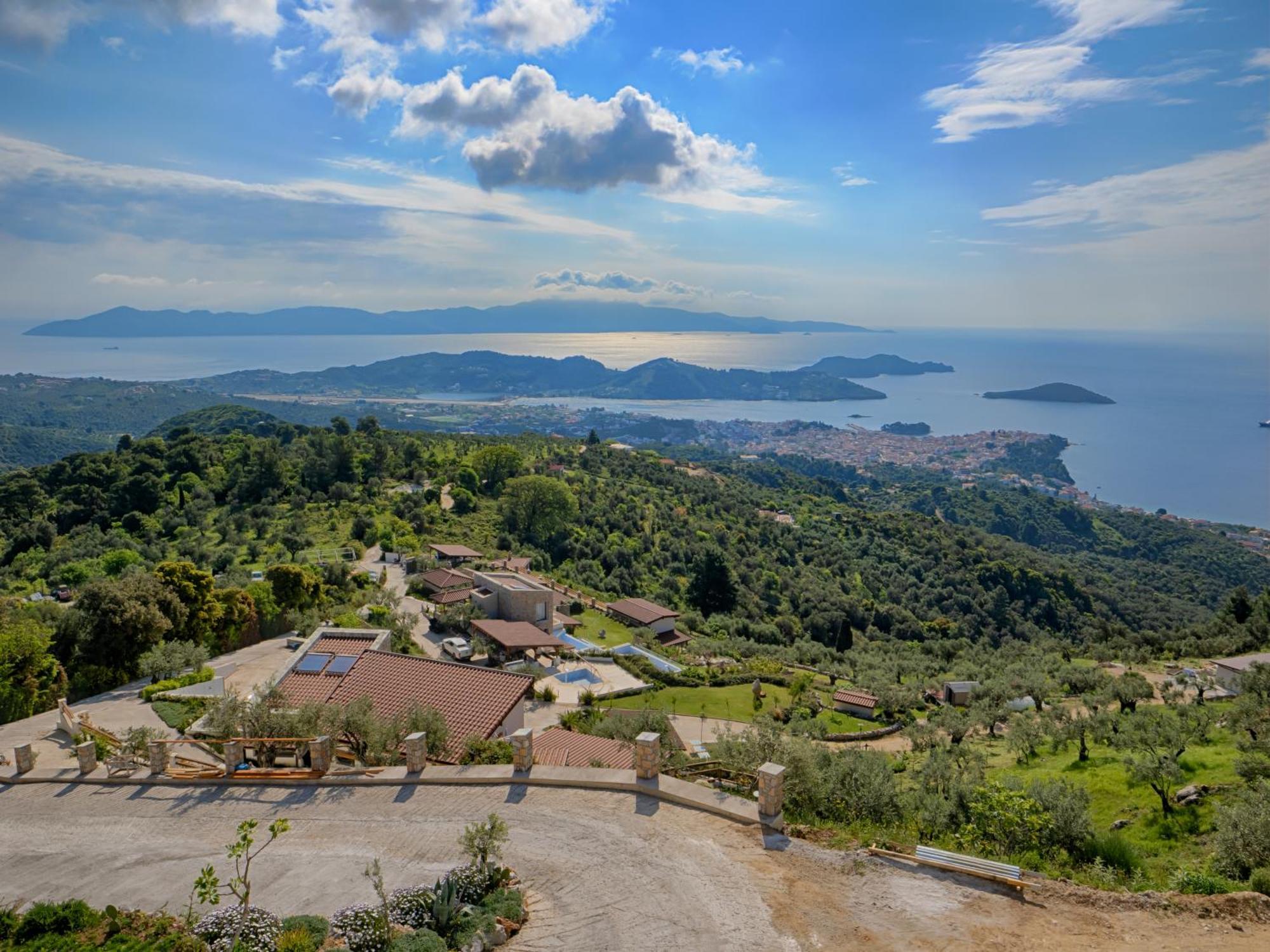 Sky Sea Resort 5*
